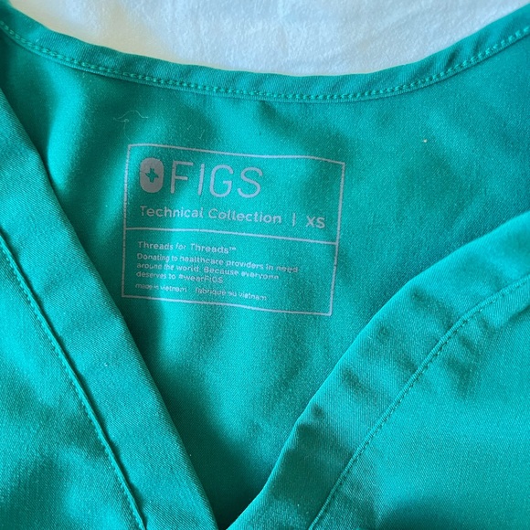 Figs Scrubs - Picture 3 of 8